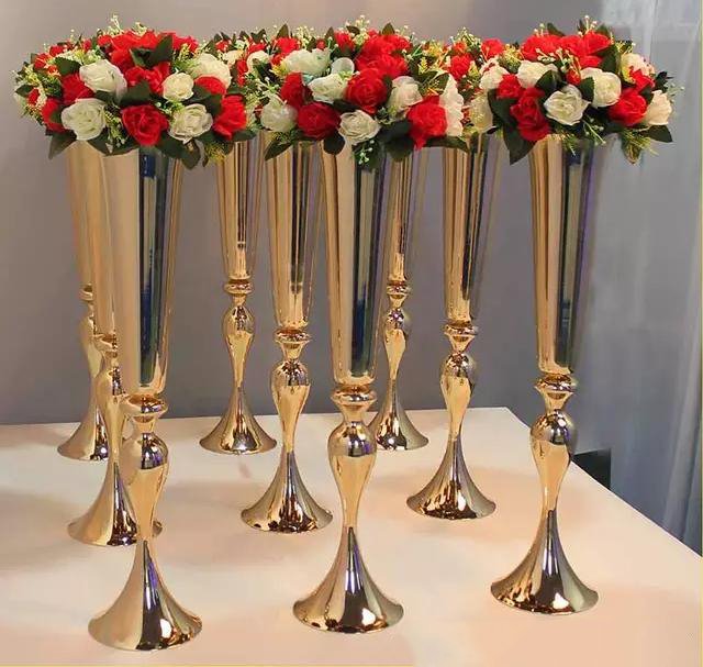 80cm Gold Trumpet Vase